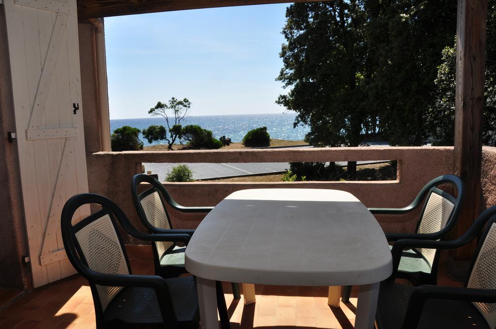 Sole E Mare Aparthotel Santa-Maria-Poggio  Exterior photo